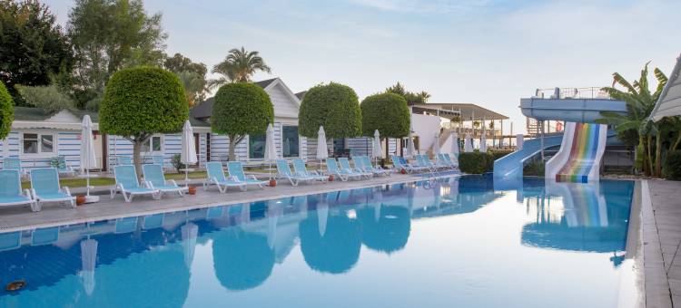 阿玛斯古尔海滩酒店(Armas Beach)图片