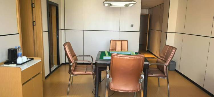 诗莱德酒店(东莞松山湖生态景区大岭山天和百货店)图片