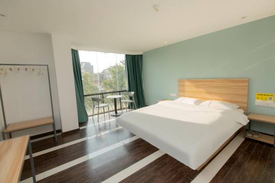 湖畔▪西湖民宿(惠州西湖步行街店)