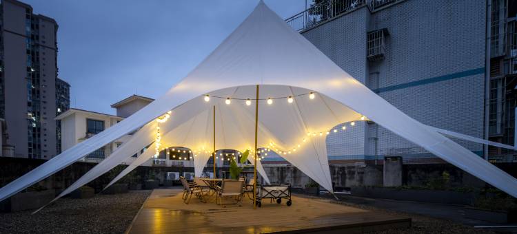 DragonCat龙猫星球•温暖治愈系•大屏影音酒店(安居店)图片