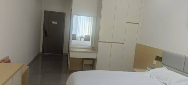 榕榕旅馆屋图片