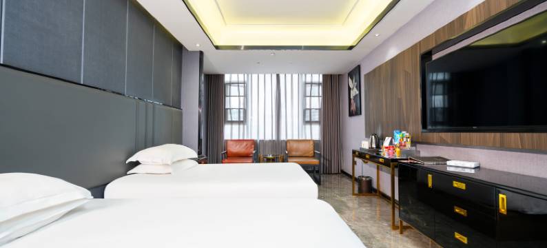 九天铂金酒店(龙山岳麓大道店)图片