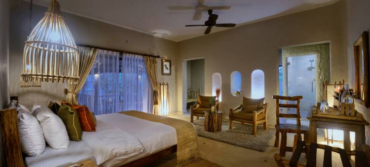 巴拉希丛林小屋酒店(Barahi Jungle Lodge)图片