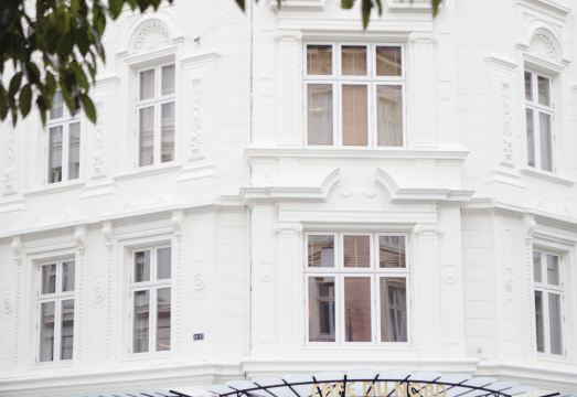 Axel GuldsmedenHotel Overview