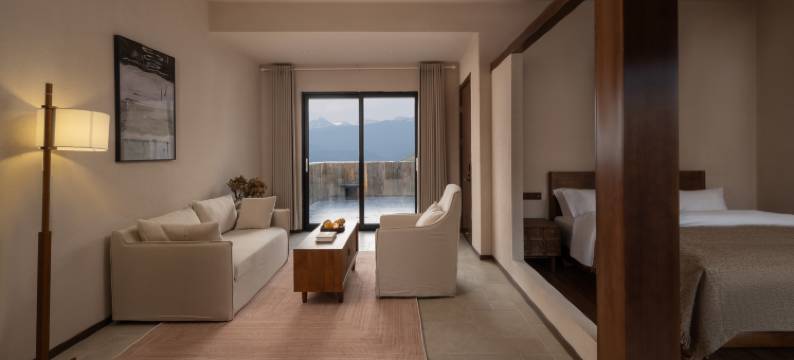 野杜鹃AZALEAS设计师民宿(独克宗古城大佛寺转经筒店)图片