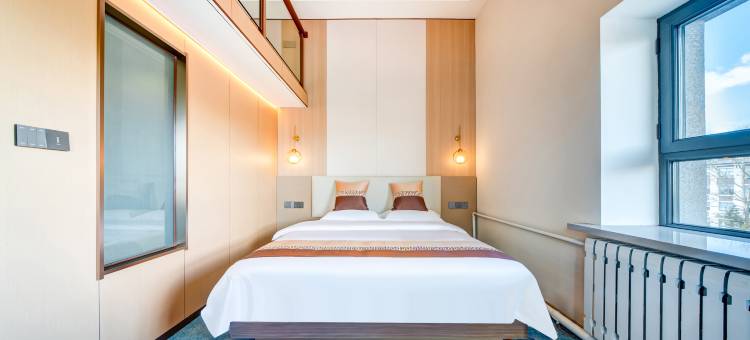 金盛·悦馨阁loft酒店(额尔古纳湿地景区店)图片