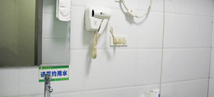 乌鲁木齐家天下快捷宾馆(高铁站店)图片
