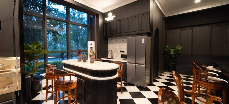 久居可漫咖酒店(乌鲁木齐高铁站店)图片