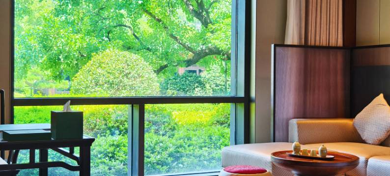 柯岩.鉴澜阁图片