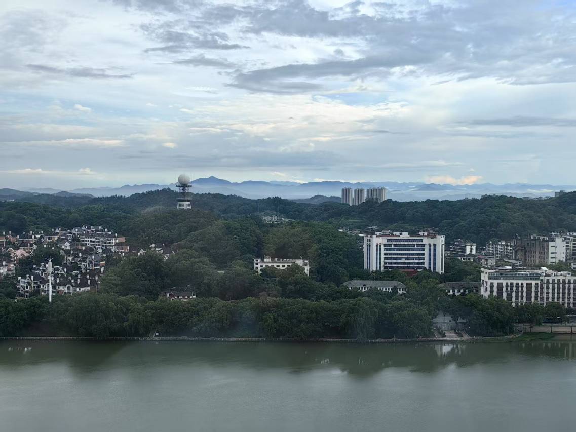 幸福居酒店(上饶万力时代金龙岗街区店)图片
