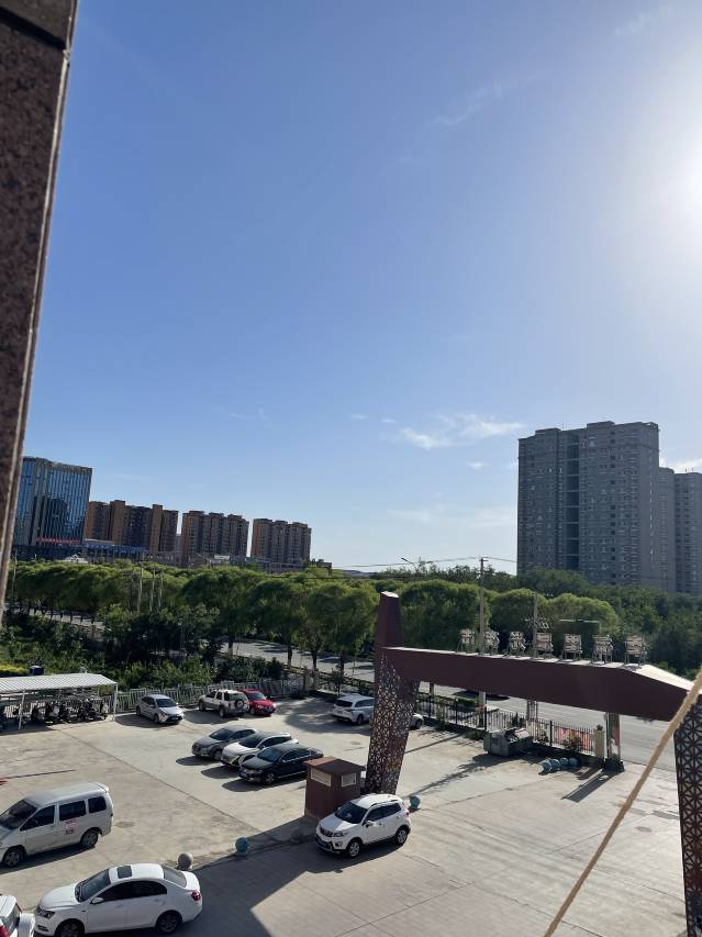 雅诗荟·现代美学设计师酒店(哈密阿勒屯古街广场哈密站店)图片