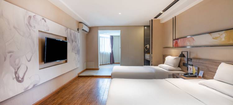 锐思特逸致酒店(成都宽窄巷子蜀汉路东地铁站店)图片