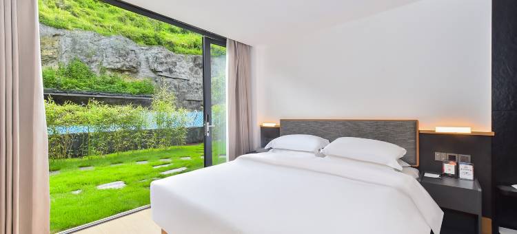 丽呈文览酒店(安顺镇宁黄果树瀑布店)图片