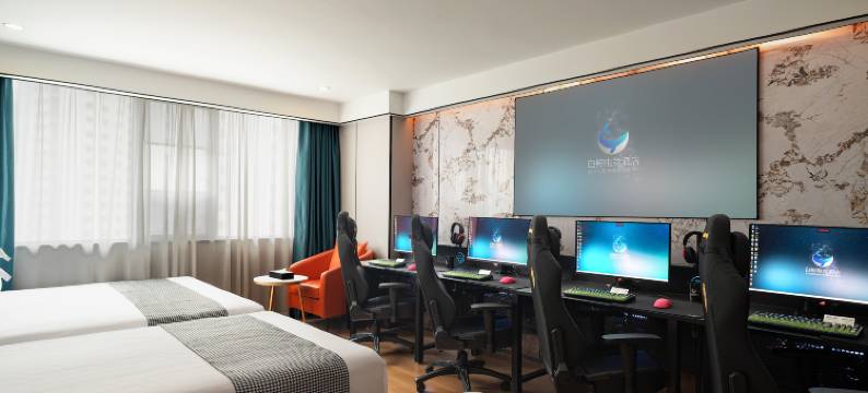 白鲸电竞酒店(五一广场贺龙体育中心店)图片