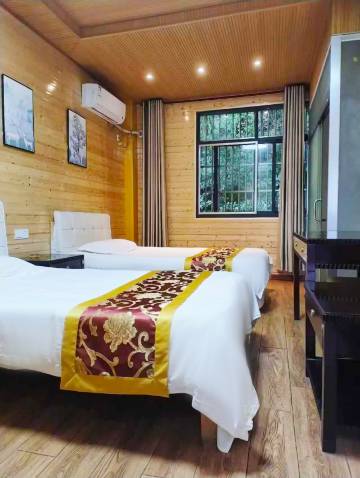 泾县桃岭民宿(皖南川藏线桃岭六道湾店)