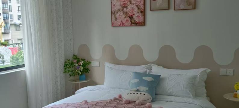 汴韵·糖洲亲子度假民宿(清明上河园万岁山武侠城店)图片