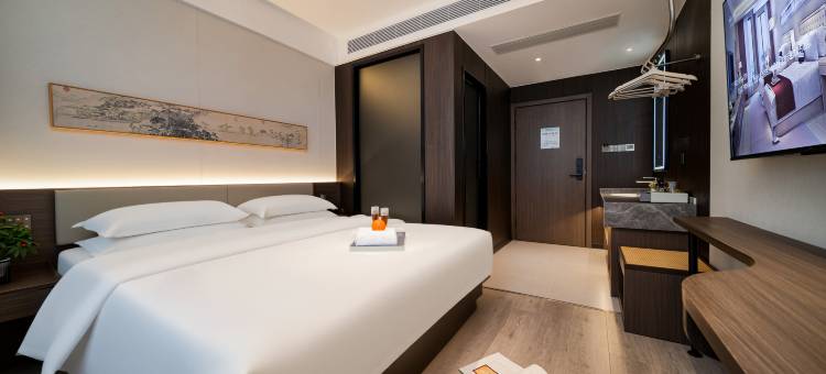 宋风•亚果酒店(开封清明上河园鼓楼广场店)图片