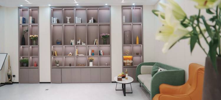 潮漫酒店(大理洱海兴盛桥店)图片