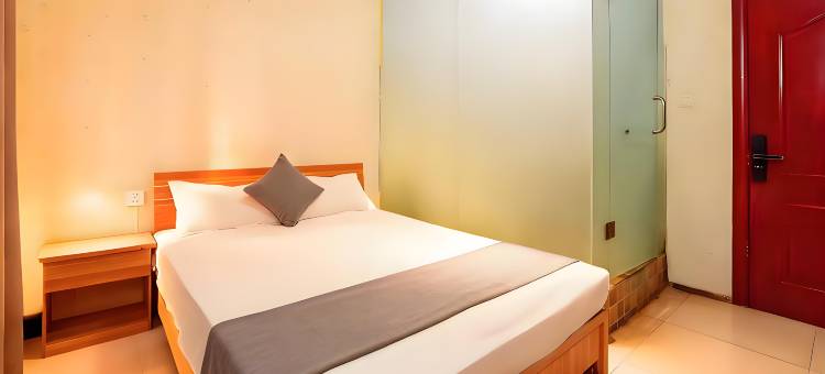 OYO天汇宾馆(郑州财税金融学院果树所地铁站店)图片