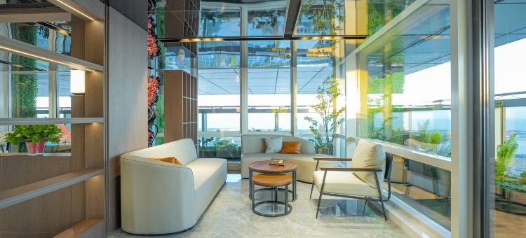 皓悦高空海景酒店(日照万平口景区万达广场店)图片