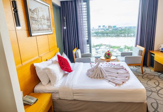 The Iris Signature Hotel and Spa Hotel Overview