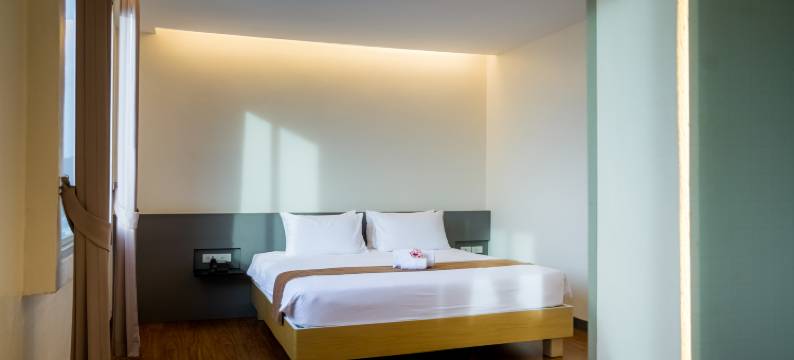 李花园广场酒店(Lee Gardens Plaza Hotel)图片