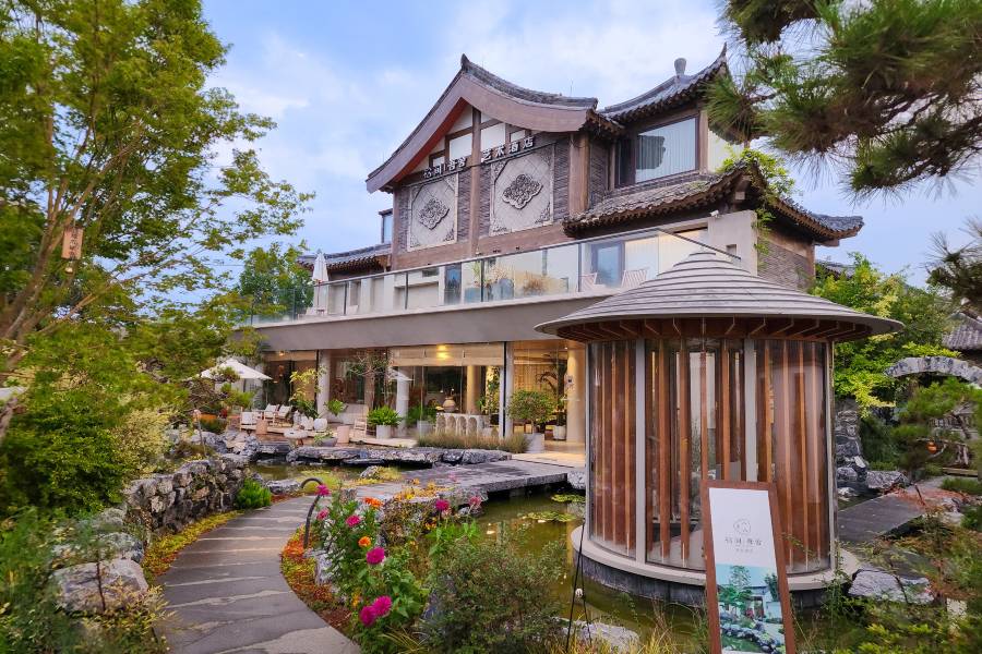 鬆間吾舍民宿(開封清明上河園萬歲山武俠城店)