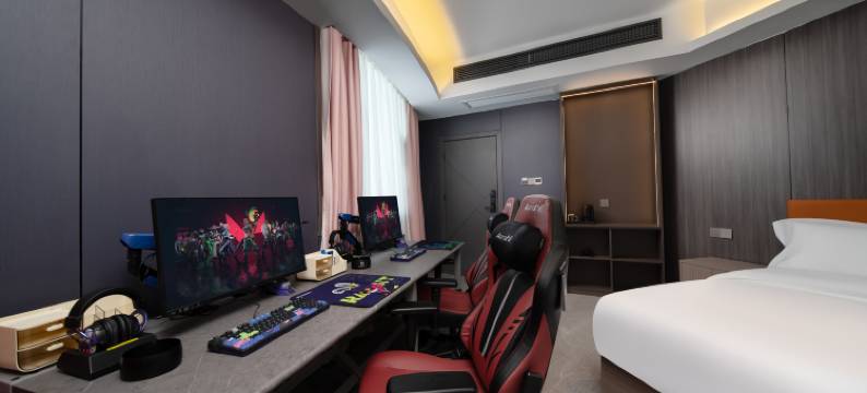 柏曼悟空电竞酒店图片