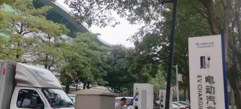 东莞添添商务宾馆(潢涌体育馆店)图片