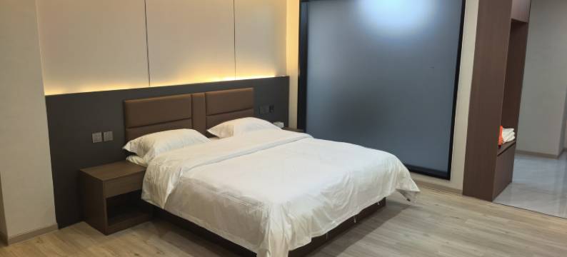 云熙酒店(灵寿县铁路学院店)图片