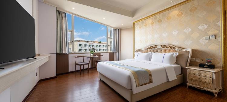 星悦·怡家影院假日酒店(崇州市罨画池店)图片