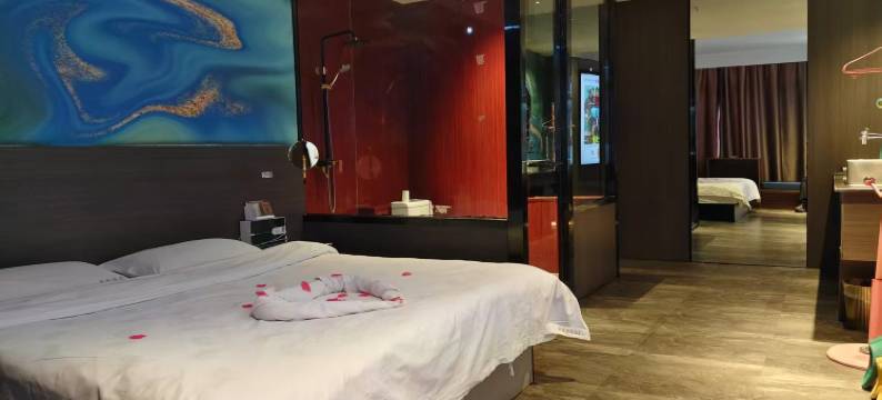 他她影院酒店(介休火车站店)图片