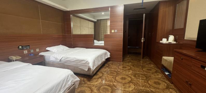 如家旗下华驿酒店(通化市中心医院龙兴里店)图片