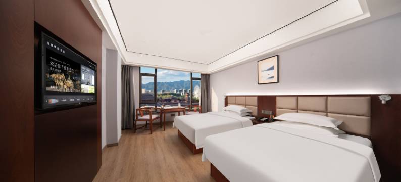 铂逸梦秦酒店(横店梦幻谷店)图片