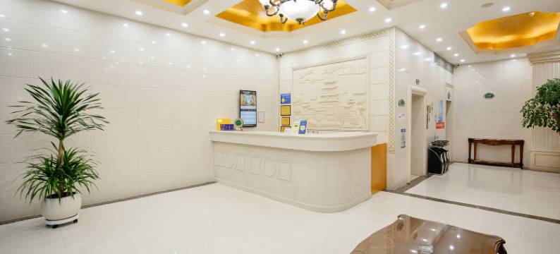 深圳皇家假日酒店(石岩浪心商业街店)图片