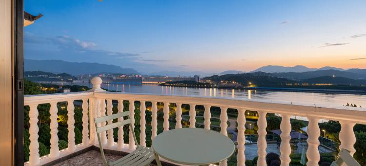 宜昌守望者客栈(三峡大坝全景观景台店)图片