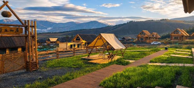 山野|奢居Retreat|巢丘山居民宿(白哈巴店)图片