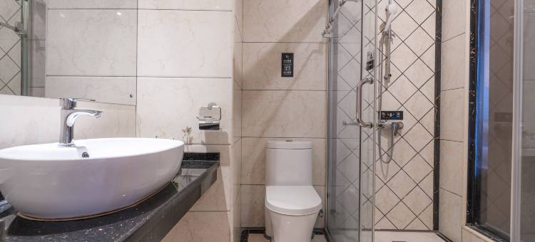 锦华·悦享酒店(南宁三十三中地铁站店)图片