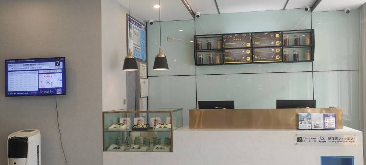 瀚豪酒店(乌兰察布万众娱乐城店)图片