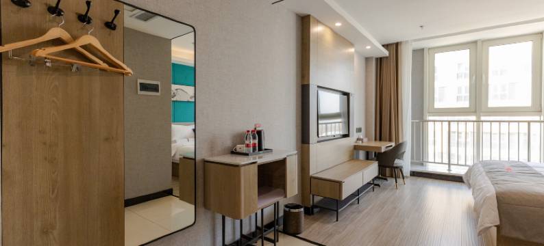 季骏精选酒店(唐山曹妃甸金贸广场店)图片