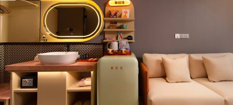 超时光潮玩设计酒店(广州北京路步行街大佛寺店)图片