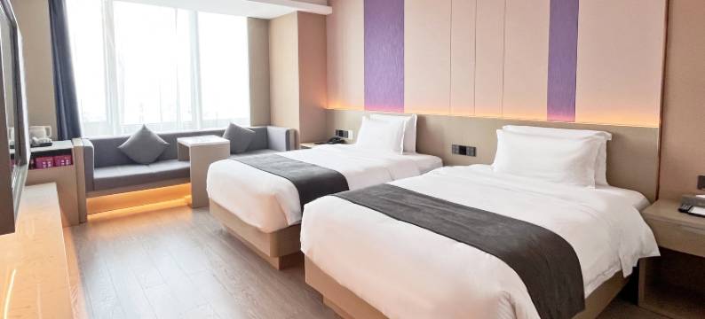 客世界轻奢酒店(贵港客世界商场高铁站店)图片