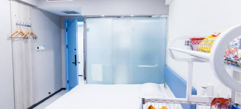 网鱼电竞酒店(天津滨海金街店)图片