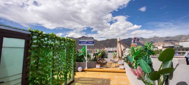 拉萨彼暧民宿(布达拉宫店)图片