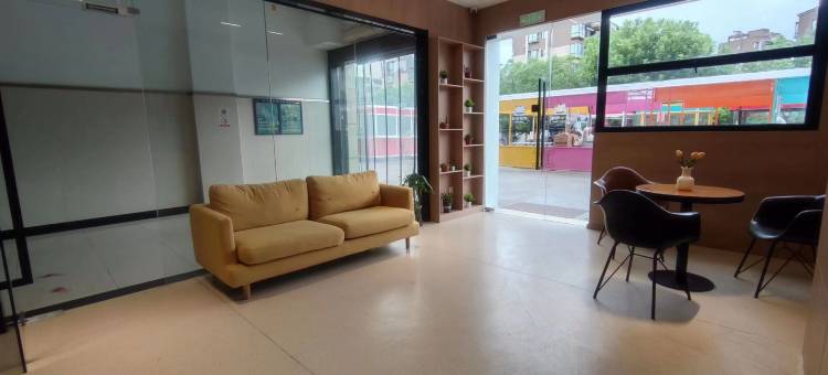 布丁酒店(杭州龙湖紫荆天街墩祥街地铁站店)图片