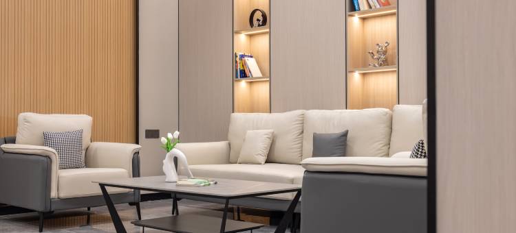 乐东朵莱影院酒店(黄流车站店)图片