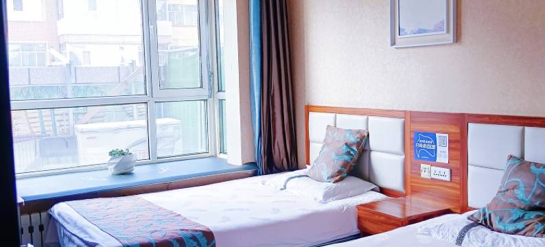 呼伦贝尔金草地宾馆图片