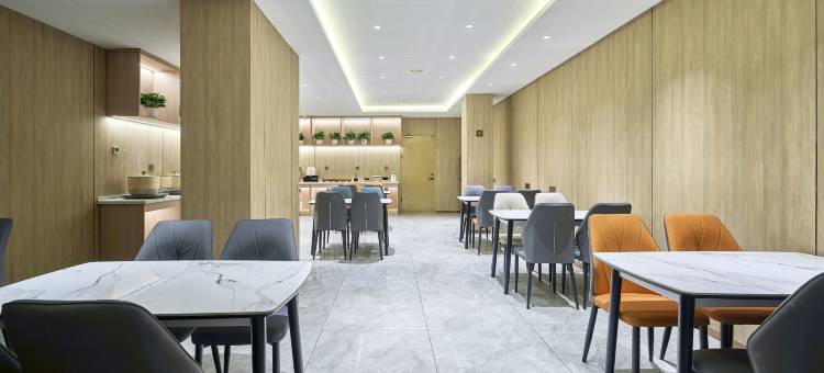 潮漫酒店(延吉延边大学西市场店)图片