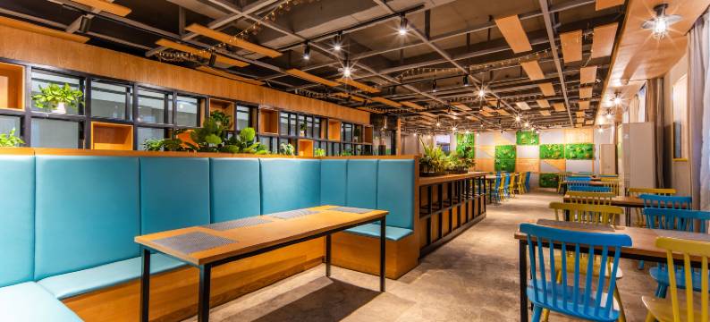 武汉维佳青舍酒店(武汉南湖理工大学店)图片