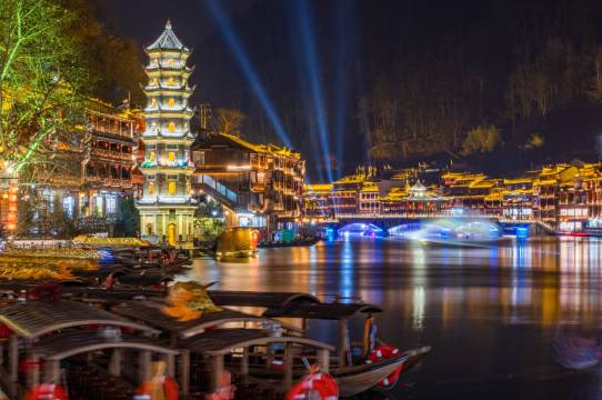 莫奈·星晚江景民宿(凤凰古城店)图片